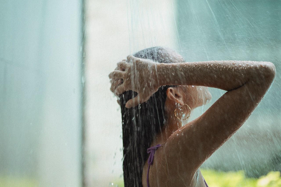 Контрастный душ помогает детоксикации организма