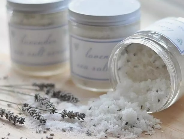 Польза скраба на основе натуральной соли для ванны